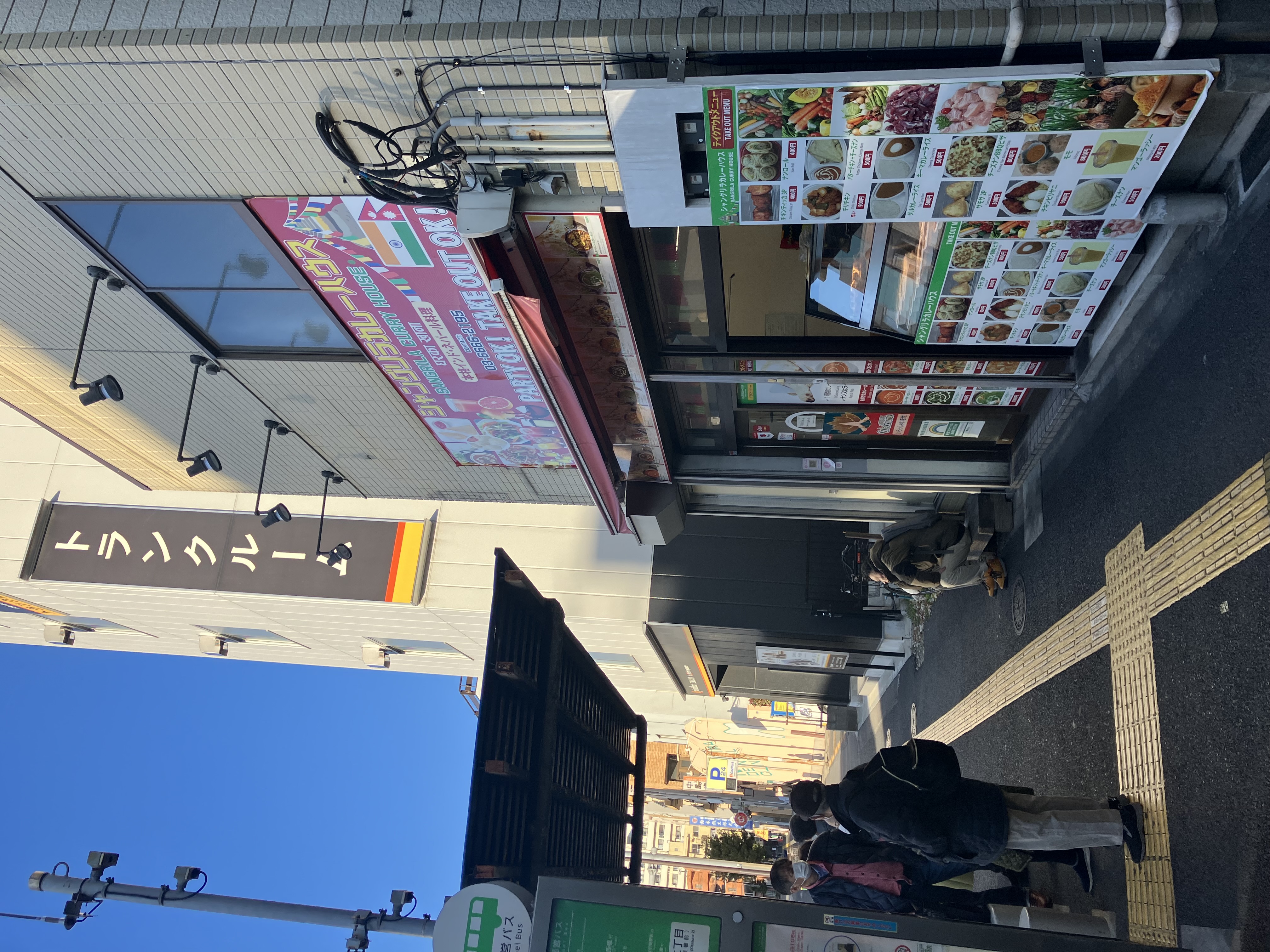 西大島駅徒歩13分　明治通り沿い路面小箱のインド料理店居抜き物件